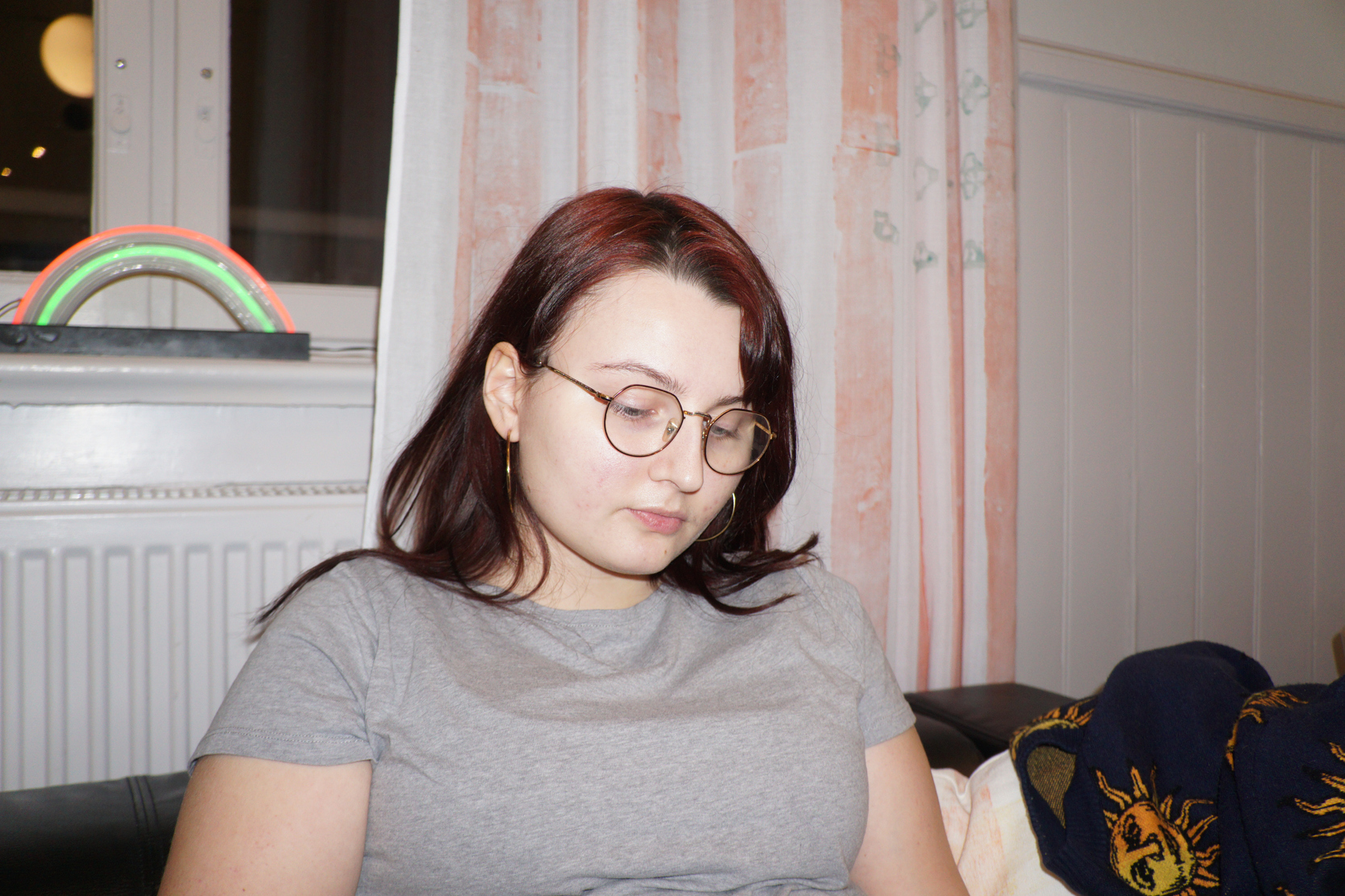 Person som ser ledsen ut.