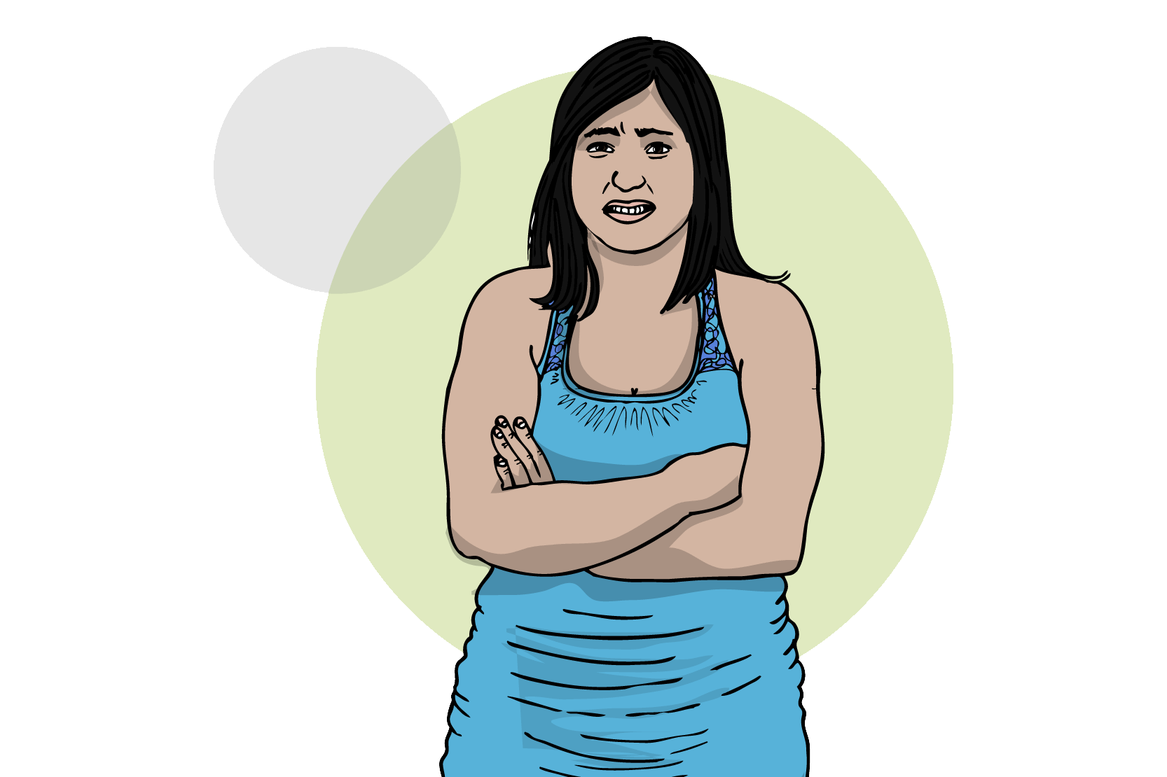 En person med svart hår som står med armarna korsade över bröstet, och ser skeptisk eller arg ut. 